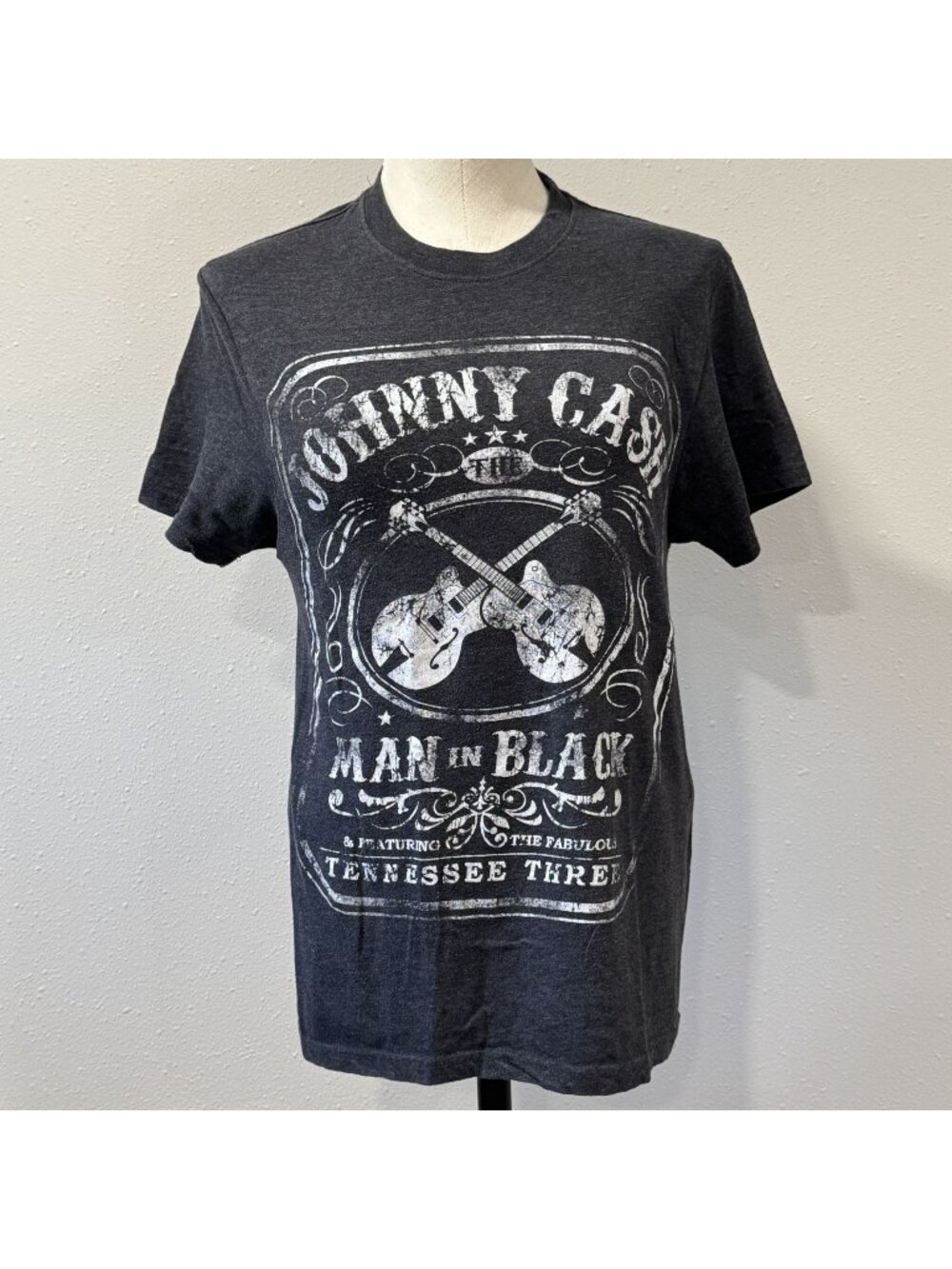 Johnny Cash Man In Black Graphic T-Shirt Adult Small  Short Sleeve Charcoal Gray